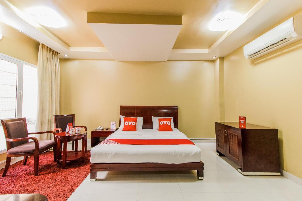 Oyo 109 Al Thabit Modern Hotel Apartment Ḩayl Āl ‘Umayr Exteriör bild