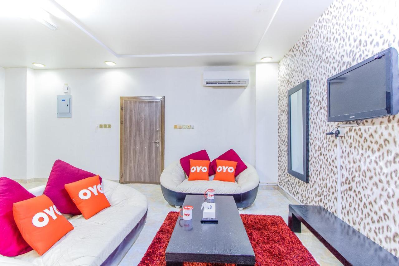 Oyo 109 Al Thabit Modern Hotel Apartment Ḩayl Āl ‘Umayr Exteriör bild