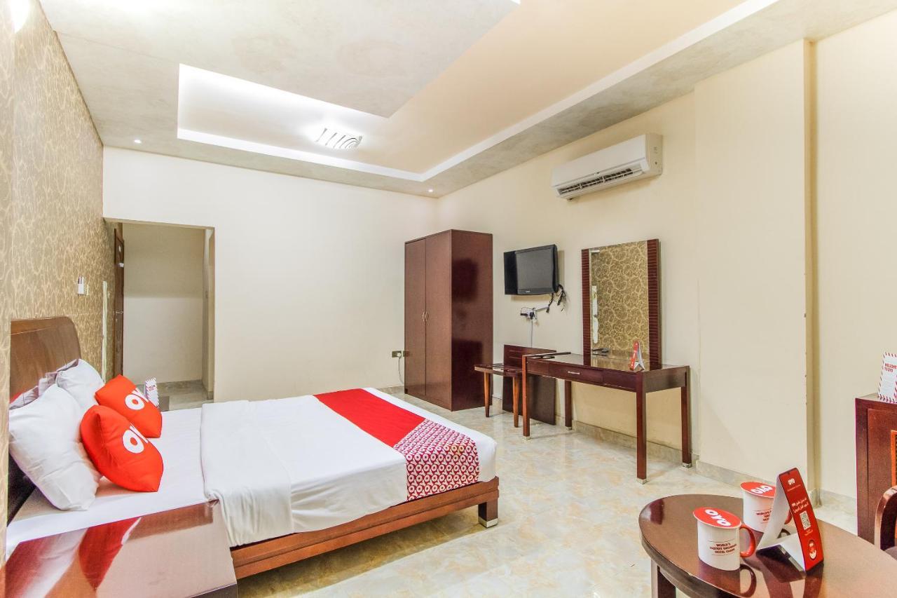 Oyo 109 Al Thabit Modern Hotel Apartment Ḩayl Āl ‘Umayr Exteriör bild