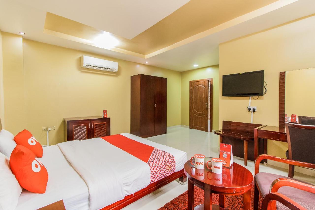 Oyo 109 Al Thabit Modern Hotel Apartment Ḩayl Āl ‘Umayr Exteriör bild