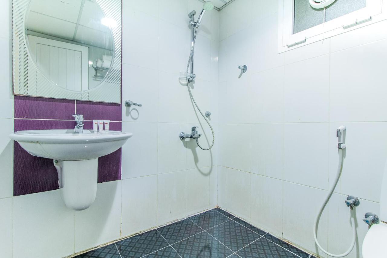 Oyo 109 Al Thabit Modern Hotel Apartment Ḩayl Āl ‘Umayr Exteriör bild